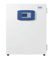 BE0XJ3D00 HCP-258E CO₂ Inkubátor s 90°C horkovzdušnou sterilizací, 260 litrů